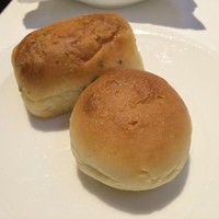 リストランテ ソットラルコ - パン２種