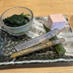 和彩食 ほし - お通し（トマト豆腐、マテ貝の旨煮、法蓮草のお浸し）