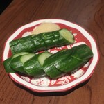 日本酒バルかぐら - ・「きゅうりの一本漬け(¥429)」
