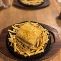 マヌエル タスカ ド ターリョ 丸の内店 - 
