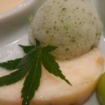 みつ林 - 5000円コースの水物    桃、シソシヤーベット、マスカット