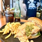 髙橋バーガー - 2025.5.20高橋バーガー3周年特別メニュー「さよなら、マカトマチ」