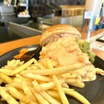 髙橋バーガー - 2025.5.20高橋バーガー3周年特別メニュー「さよなら、マカトマチ」