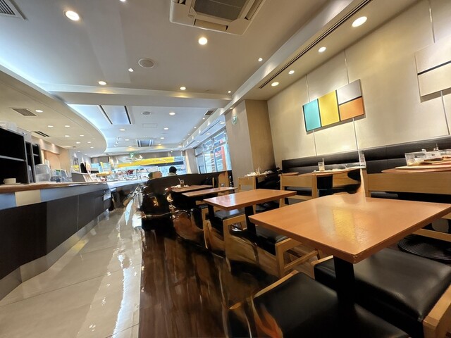 Doutor Coffee Shop Honmachi Chuo Odori Ten photo 4