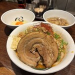 ラーメン 雷 - 雷シビカラ味噌 200g ゴワボキ麺 バラ肉 アブラ 生卵 ニンニク