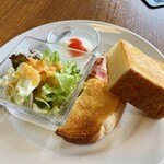 カフェ＆ダイニング ヒラソル - C.トーストモーニング