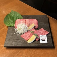 松阪牛炭火焼肉 東海亭 - 