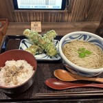 炭火焼和めし処 しんぱち食堂 - 磯部ちくわ天そば(温)並盛&あじご飯❗️