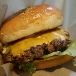 Pub & Grill 7 TAPS TAVERN - 