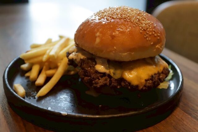 Pub & Grill 7 TAPS TAVERN Kyoto Eki