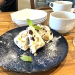 Piccolo Bruco - 自家製カッサータ