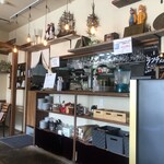 NEW NORMAL CAFE - 店内③