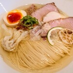 らあめん あじるく - 焼鯵煮干し特製塩らあめん