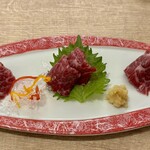 馬肉料理 菅乃屋 - 特選馬刺し