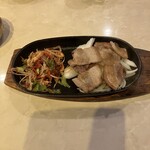 李さんの台所 - サムギョプサル。ちょっと塩辛い。