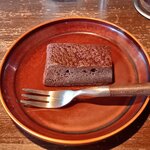 300775244 - ガトーショコラ。