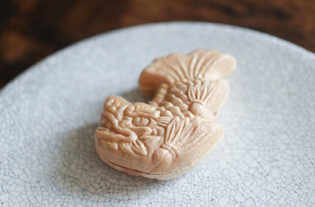 Ganso Shachi Monaka Hon Ten