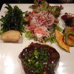 あむりたの庭、そして音楽 - 石垣牛ハンバーグ定食(2014年）