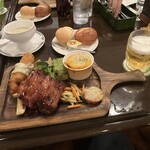 フィネガンズ・バー＆グリル - 