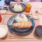 とんかつ ぶんぷく - 料理写真: