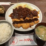 名古屋名物 みそかつ 矢場とん 名古屋駅名鉄店 - 