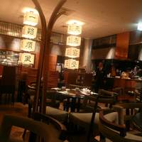 廣東料理 民生 ヒルトンプラザウエスト店 - 店内