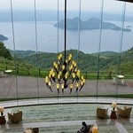 ザ・ウィンザーホテル洞爺リゾート＆スパ - ロビーの開放感。