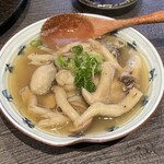魚屋ひでぞう - 2品目『牡蠣ときのこ』スープです。