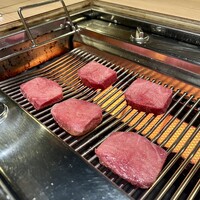 お肉屋 けいすけ 三男坊 - 