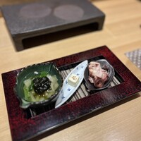 鮨 無垢/鮨 白銀 - 