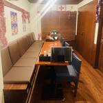 세와로 - 2층은 10석으로 4명부터 대관 가능합니다. 2층에도 화장실이 있습니다.