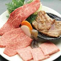 （上）高麗おすすめ盛り