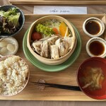 地産地消のゆったりカフェ さんち - さんち蒸籠セットの全貌m(._.)m