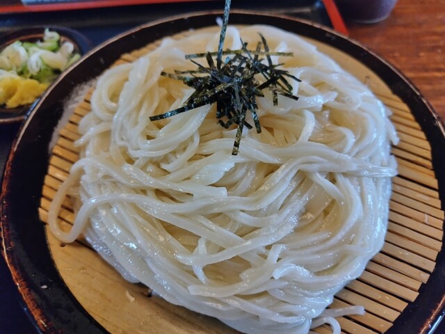 手打うどん鶴 - 余目（うどん）の写真