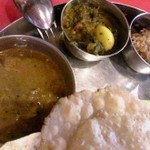 エー・ラージ - ランチ＠ノンベジタリアンミールスアップ①