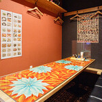 沖縄料理 ソーキ家 - 内観（半個室）