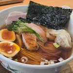 せいめん 未さく - Rich醤油らぁめん(同僚チョイス)