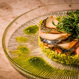 目でも楽しむビストロ