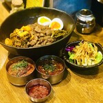 SPICY CURRY 魯珈 - 