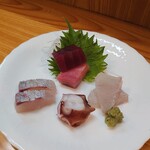 一休 - ¥1,700セットの刺盛り