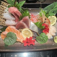 魚心 新宿総本店 - 