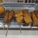 Maruhisa - ７本７００円。簡単明瞭。素晴らしい。自分の好きなメニュー見つけましょう。