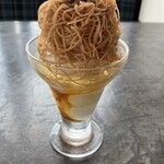 生搾りモンブラン専門店 - 料理写真:生搾りモンブランパフェ
