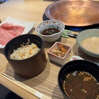 しゃぶしゃぶと焼肉 わにく ミッドランドスクエア店 - 