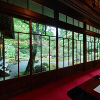 富士屋ホテル - .....菊華荘の席からの庭の眺め.....