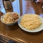 つけそば なりや 五所川原店 - 