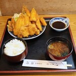 治作 - ミックスフライ定食
