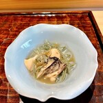 鮨 三心 - ④天草の岩牡蠣 秋田の旬菜