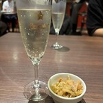ちょい飲み酒場 イケバル - お通しはメンマ&ザーサイ 275円(ФωФ)