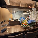 焼肉と炊きたて米 肉日和 - 内観